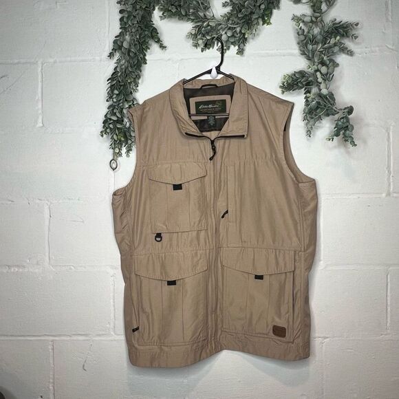 Eddie Bauer outdoor outdoor outfitters vest